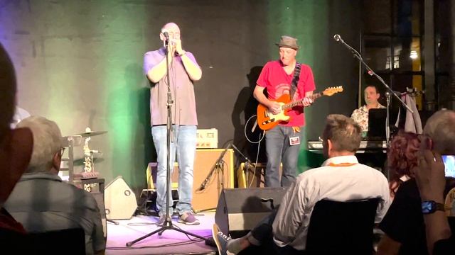 Lettin' Loose (for Cheryl) - The Family Suite (Trossingen, Germany) смотреть онлайн