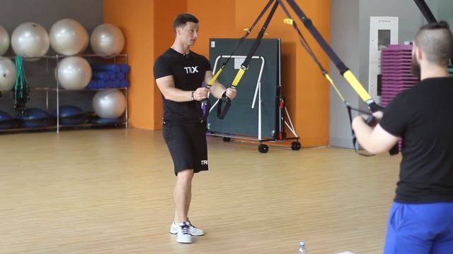 Александр Мельниченко - мастер-класс по TRX (Часть 2. ВЫПАДЫ) | 15 смотреть онлайн