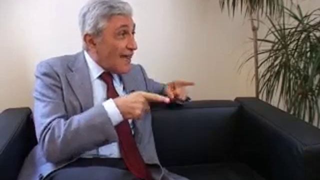 Bassolino: PD: Ci vogliono primarie vere, non mi candido смотреть онлайн