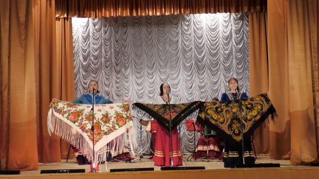 Ансамбль народных инструментов "Русские узоры" - Субботея. смотреть онлайн
