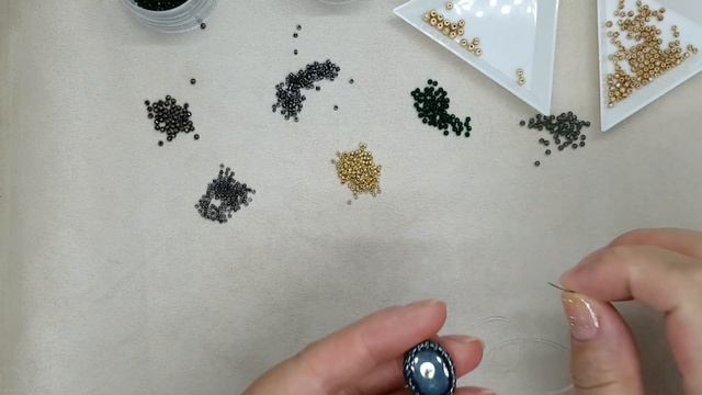 Часть 1. Серьги из бисера своими руками. Оплетение кабошона бисером. Beads earrings tutorial. смотреть онлайн