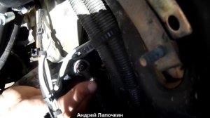 Замена главного цилиндра сцепления ВАЗ, НИВА, Chevrolet Niva. Прокачка сцепления. Подробно в HD