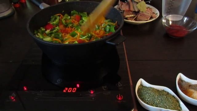 Домашняя кухня: Тушеная скумбрия по домашнему смотреть онлайн