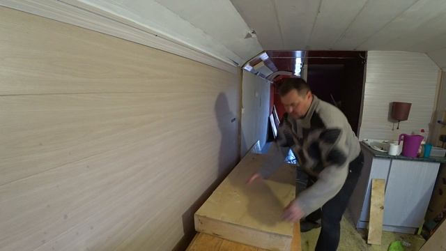 Сделал спальник с рундуком в МАЗ зубрёнок своими руками!!! смотреть онлайн