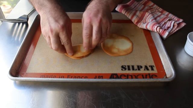 Make Your Own Fortune Cookies - Food Wishes смотреть онлайн