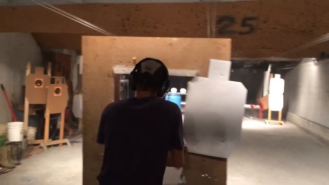 Combat Shoot, Chris' Indoor Shooting Range смотреть онлайн