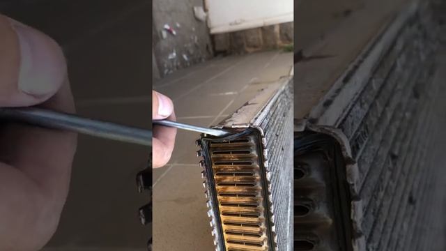 Ремонт радиатора своими руками. Форд Галакси 2.3. 2 этап смотреть онлайн