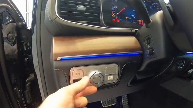2020 MERCEDES-BENZ GLS OVERLOOK | SERENA-SAFARI(GRITTY REMIX) | WHEELSINDREAMS.COM смотреть онлайн