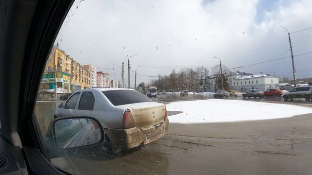 Из за такой мелочи приходится мотаться в город смотреть онлайн