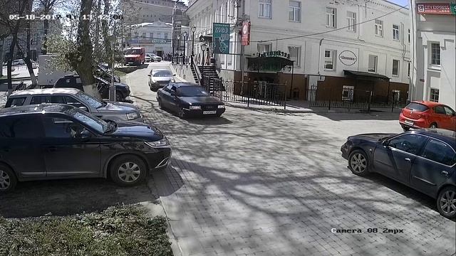 HiWatch DS-T203 2mp 2,8мм улица смотреть онлайн