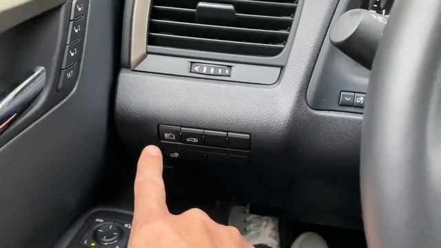 Lexus: How to Turn Traction Control ON & Off with Button (Non Pedal) смотреть онлайн