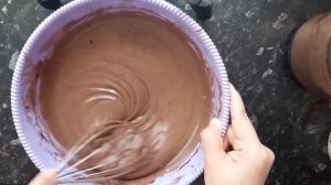 Очень простой и пышный пирог с какао