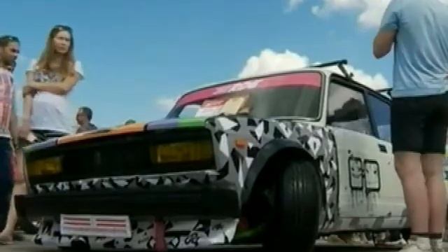 В Рязани прошел фестиваль тюнинга и аэрографии смотреть онлайн