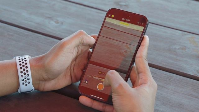 iPhone Series: How to shoot with Action Mode on iPhone 14 смотреть онлайн