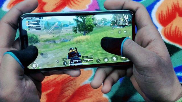 iPhone 11 BGMI gameplay test 2024. iOS 17.2.1 latest update BGMI TEST смотреть онлайн