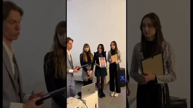 Ищем сотрудников в Волгограде смотреть онлайн