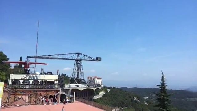 Парк аттракционов на горе Тибидабо Tibidabo. смотреть онлайн
