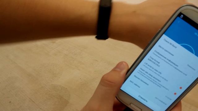 Xiaomi Mi Band 2. Распаковка, настройка, опыт использования. смотреть онлайн