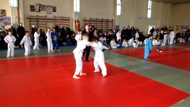 Первые соревнования по дзюдо 15 12 12 смотреть онлайн