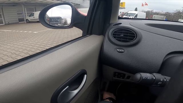 How to Unlock the Hood in Renault Twingo II ( 2007 - 2014 ) - Open Bonnet by Lever смотреть онлайн