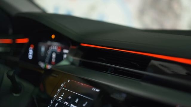 Audi S8 смотреть онлайн