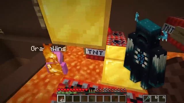 I CHEATED With A PRO BUILDER In Minecraft Build Competition!