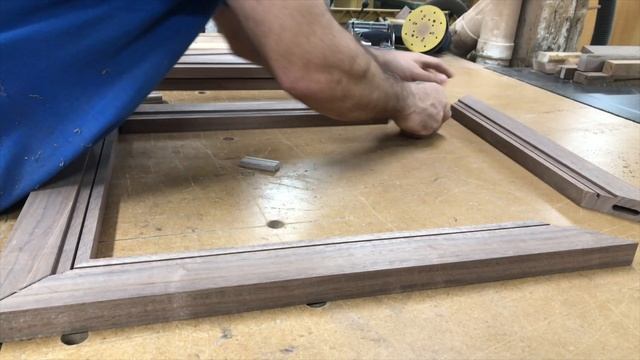 Mid Century Modern Lounge Chair Build смотреть онлайн