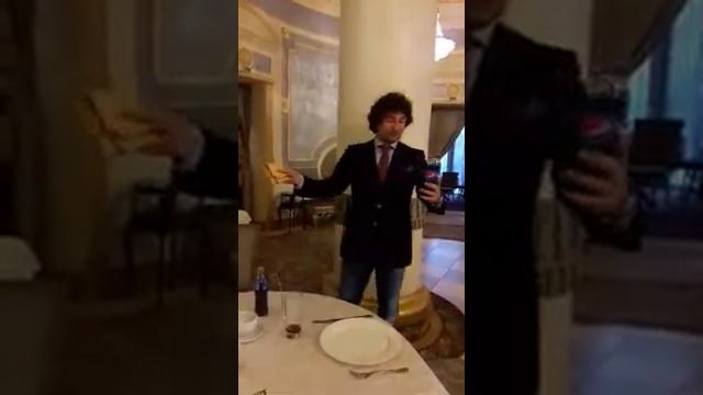 Тренинги для официантов и менеджеров