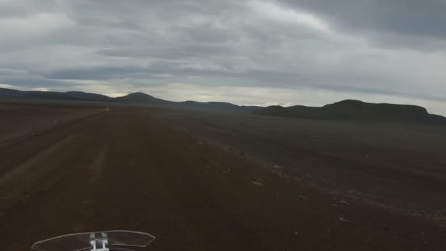 Motorcycle ride through the highlands of ICELAND [S4 - E2] смотреть онлайн