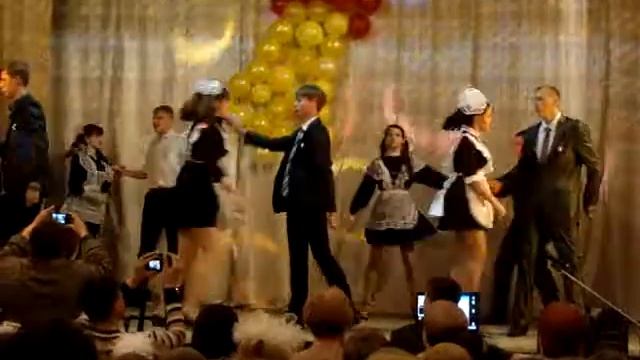 Последний звонок 25.05.2013 смотреть онлайн