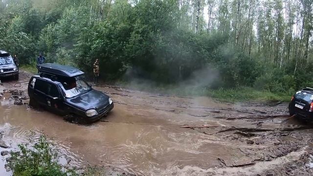 Новый Рено Дастер в грязи. Насколько он лучше прошлой версии? Чуть не утопили! смотреть онлайн
