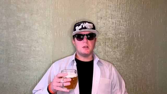 Хоккей Под Пивас - СЛОВАЦКИЙ ВЕЛИКАН ПОВЕСИЛ КОНЬКИ НА ГВОЗДЬ. ЗДЕНО ХАРА (18+) смотреть онлайн