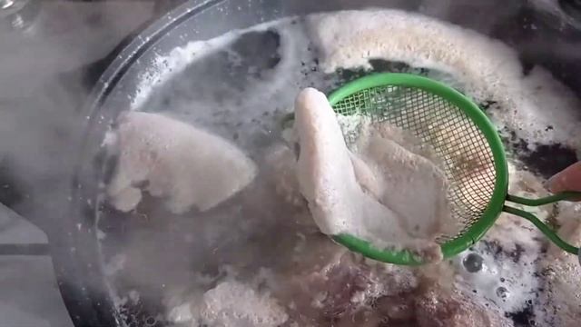 Чесночные булочки и суп лапша/обед/первое видео #1марта #первоевидео #вкуснопростоидоступно