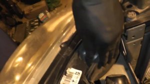 Замена лампы дневных ходовых огней Пежо 308