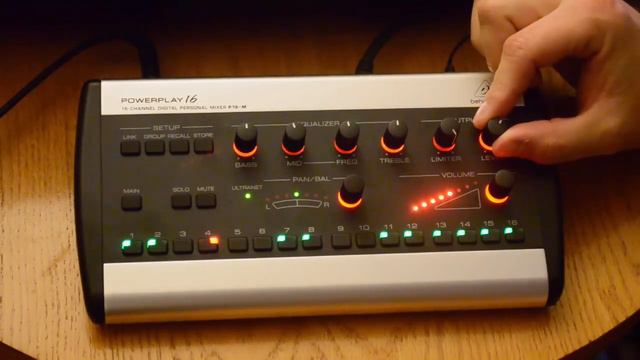 Behringer P16-M Personal Monitor Mixer Instructions смотреть онлайн