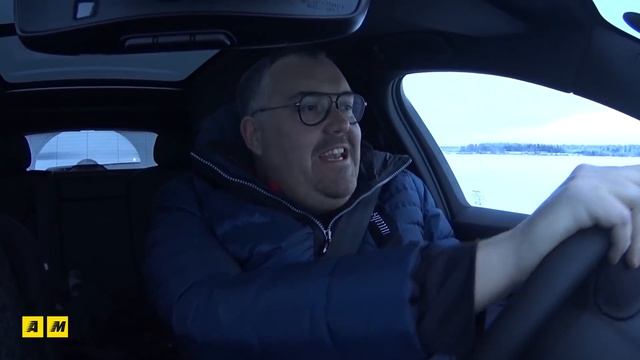 Piste ghiacciate, test dell'alce, corse a ostacoli: Volvo Winter Drive! [ENGLISH SUB] смотреть онлайн