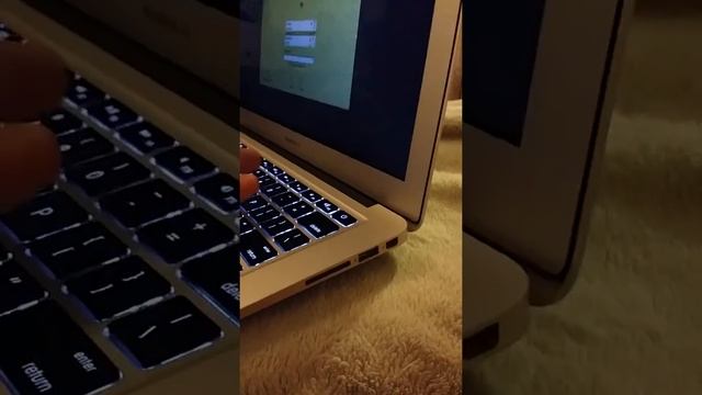 Unboxing MacBook Air