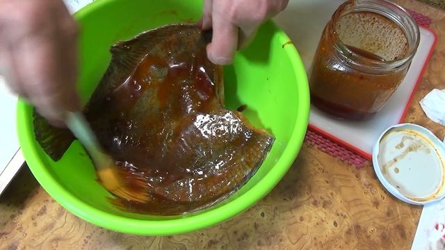 Вкусная и полезная еда. Калкан в мясном маринаде и хрене, что - вкуснее? Видео рецепт. смотреть онлайн