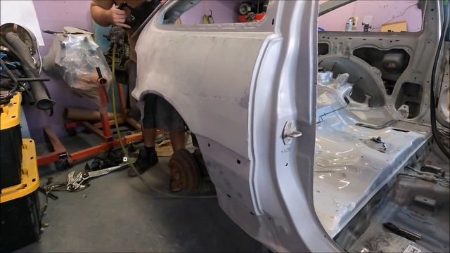 Restoring a rare Blade Silver '89 Si CRX! смотреть онлайн