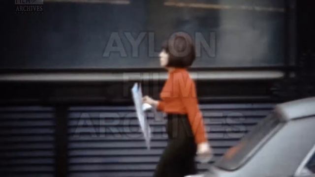 London 1971 - Leicester Square смотреть онлайн