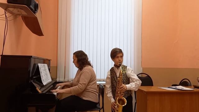 Яшков Пётр, 9 лет, саксофон, Г.Ф. Гендель "Соната 4" (части 3 и 4) смотреть онлайн
