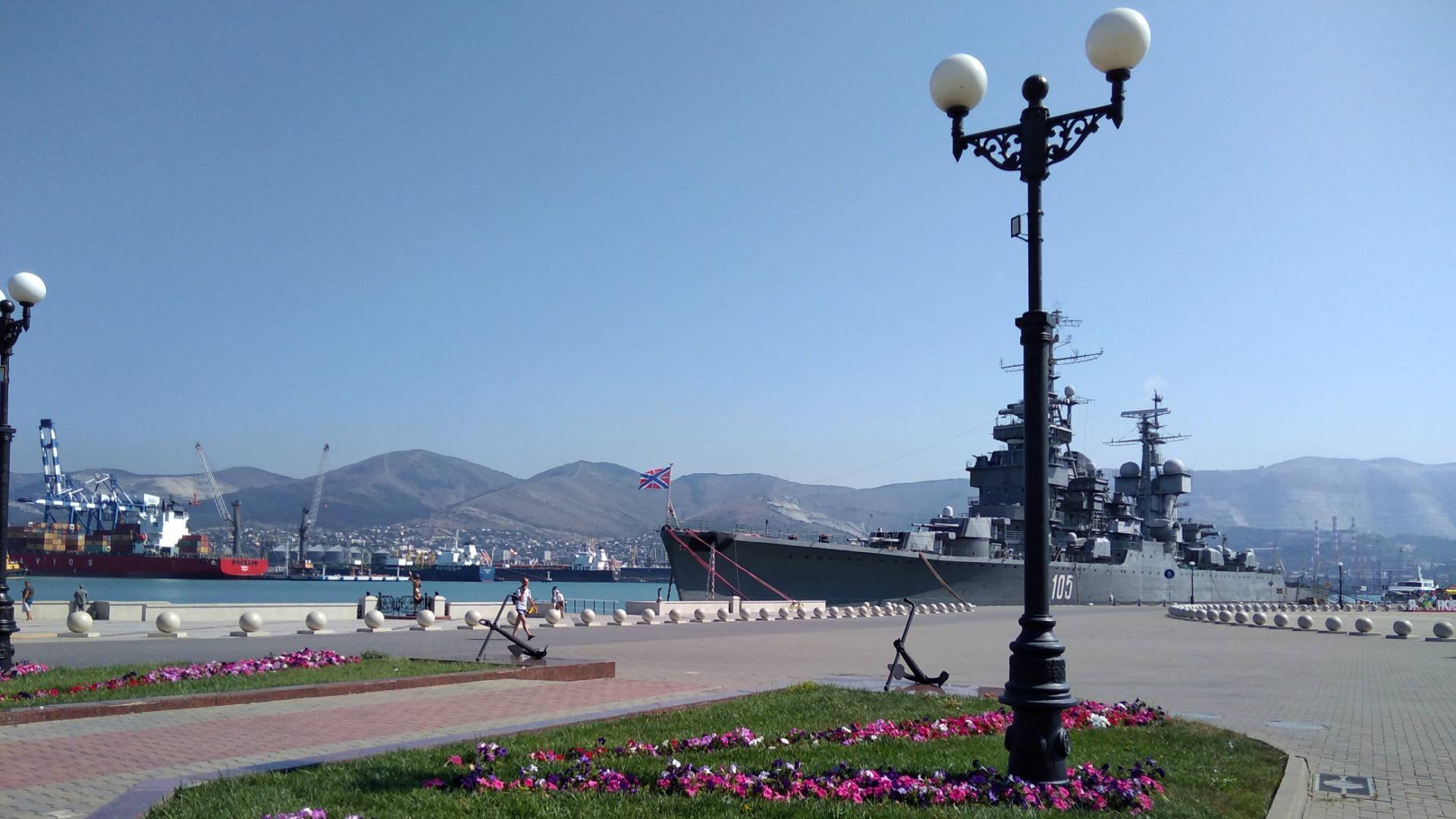 Новороссийск, набережная в Новороссийске, морской порт в Новороссийске смотреть онлайн