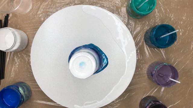 Мастер класс Fluid ART. Техника стакана. Преподаватель Анастасия Пустовит смотреть онлайн