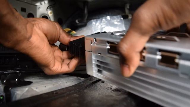 Sound Car Communication Computer-M-ASK & TOP HIFI AMPLIFIER INSTALLED DSC 0633 смотреть онлайн