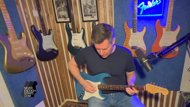 Fender Custom Shop 62 NOS California Beach Ltd Stratocaster 2004 Catalina Blue смотреть онлайн