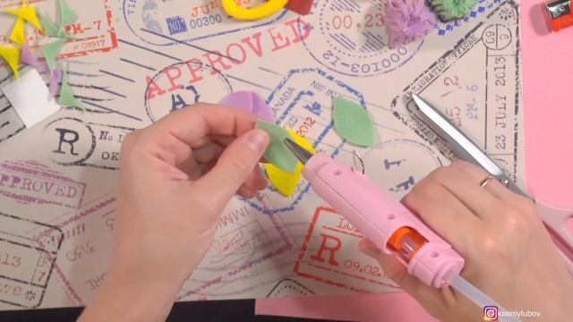 Сделаем своими руками банты помпоны на резинке Клумбочка из фетра войлок felt bows смотреть онлайн