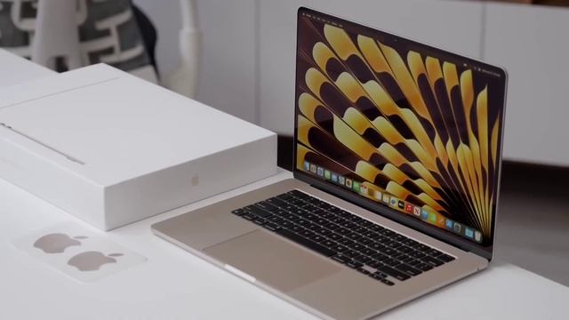 Apple Macbook Air M2 15 Inches Unboxing & Review || Cylintech смотреть онлайн