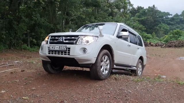 Mitsubishi Montero 2013 3.2 DID Low range climb. смотреть онлайн