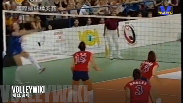 阿塔莫諾娃 Artamonova【2003 瑞士女排精英賽準決賽個人精華】|The Best of Artamonova in Montreux Volley Masters 03 SemiFina смотреть онлайн