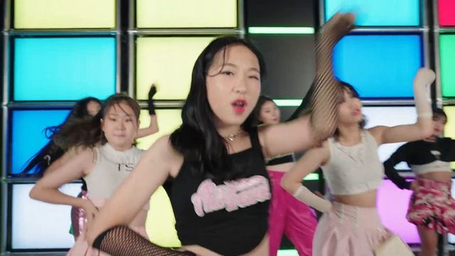 BLACKPINK - Pretty Savage | Bliss (블리스) 댄스커버? смотреть онлайн